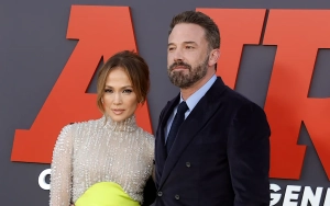 Ben Affleck's 'Erratic Mood Swings' Are to Blame for Jennifer Lopez's Divorce Filing