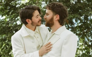 'Dear Evan Hansen' Stars Ben Platt and Noah Galvin Tie the Knot in Jewish Wedding