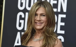 Jennifer Aniston Laughs Off Barack Obama Romance Rumor