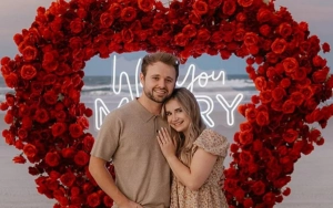 Jason Duggar Ties the Knot With Fiancee Maddie Grace in Fall Wedding