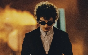 Timothee Chalamet Embodies Bob Dylan in New 'A Complete Unknown' Trailer