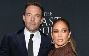 Ben Affleck Looks Tense as He Smokes During Phone Call Amid Jennifer Lopez Divorce