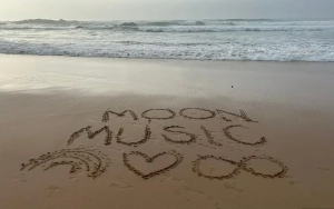 Coldplay's 'Moon Music' Rolls in at No. 1 on Billboard 200 Chart