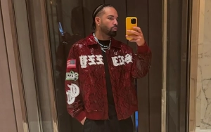 Drake Leaves Fans Pissed Off With 'Duck Lips' and Braids in New Mirror Selfie