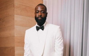 Dwyane Wade's Subdued Reaction to His NBA Statue Goes Viral 