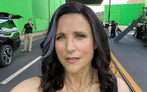 Julia Louis-Dreyfus Reflects on Her 'Excruciating' Time on 'SNL' 