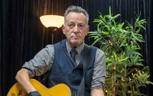 Bruce Springsteen Covers 'Ghostbusters' for Halloween Show Opener