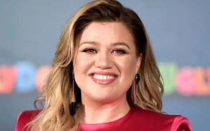 Kelly Clarkson to Host Christmas in Rockefeller Center for Second Year
