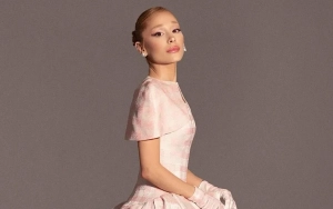 Ariana Grande Rocks Shoes Covered in 4K Swarovski Crystals at 'Wicked' Los Angeles Premiere