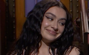'SNL': Charli XCX Pokes Fun at Martha Stewart, Adds Twist to Chappell Roan's 'Hot to Go'