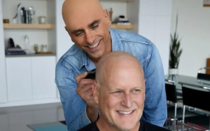 John Stamos Defends Bald Head Prosthetics Gesture in Support of Dave Coulier