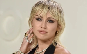 Miley Cyrus Blames Mom Tish for Controversial Pole-Dancing Performance at 16