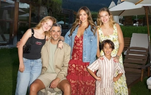 Jessica Alba Cherishes Family Vacation in Mexico