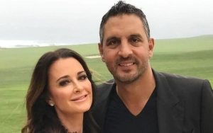 Kyle Richards and Mauricio Umansky Reunite for Holiday Shopping After His PDA With Model