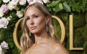 Nikki Glaser Lampoons Ben Affleck, Diddy, Zendaya, Timothee Chalamet and More at Golden Globes 2025