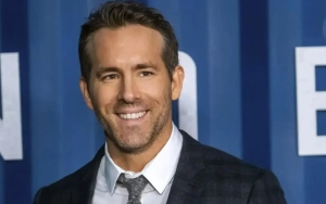 Ryan Reynolds Walks Red Carpet Solo Amid Blake Lively and Justin Baldoni Feud