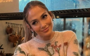 Jennifer Lopez 'Doesn't Feel Betrayed' by Ben Affleck Despite His PDA With Jennifer Garner 