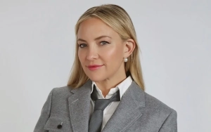 Kate Hudson's Dress Comes Undone on Stage, Nearly Leaves Her Exposed 