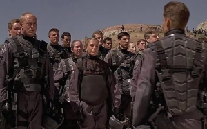 'Starship Troopers' Gets Remake With 'District 9' Director Neill Blomkamp at the Helm