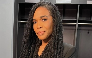 Michelle Williams Blasts Fellow Passenger for Putting Bare Foot Next to Her Seat in First Class