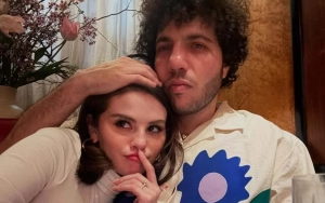 Selena Gomez and Benny Blanco Have Karaoke Night at Passover Party 