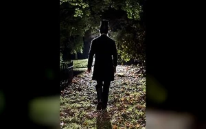 Tom Hanks Set to Star as Abraham Lincoln in Groundbreaking Hybrid Film Lincoln In The Bardo