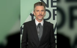 Ethan Hawke on the 'Razor's Edge' of Playing Lorenz Hart in Linklater's Blue Moon