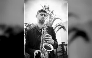 Musician Who Played Saxophone During Brain Surgery Dies at 38