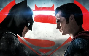Zack Snyder Reveals Rare Photo of Gal Gadot’s Wonder Woman in Batman’s Gauntlets