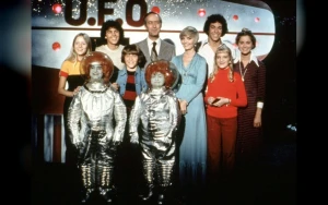 Cult Sci-Fi Comic Saucer Country Set for TV Adaptation