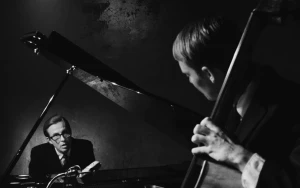 How Grant Gee’s Everybody Digs Bill Evans Reinvents the Music Biopic Genre