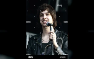 The Strokes Perform ‘Falling Out of Love’ on Stephen Colbert’s Final Late Show