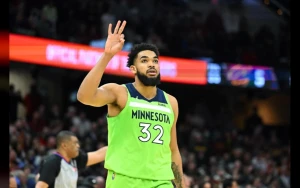 Karl-Anthony Towns Credits Jordyn Woods’ Lucky Clutch for Knicks’ Title Win