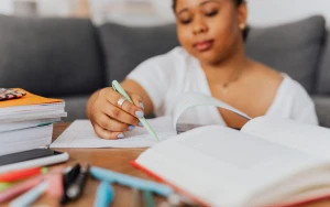 How to Write Vivid & Descriptive Writing Without Overdoing It