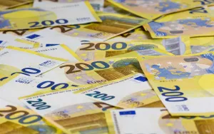 Inflation-Proof Your Money: 7 Smart Investment Moves