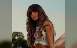 Ella Langley Tops Billboard Hot 100 with Choosin’ Texas and Stunning Video
