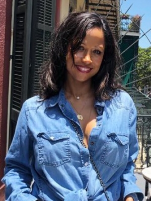 Stacey Dash Continues Long Distance Relationship After Secret Wedding?