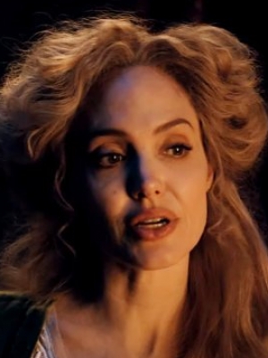 'Come Away' Trailer: Is Angelina Jolie the White Queen in Peter Pan and Alice Crossover Film?