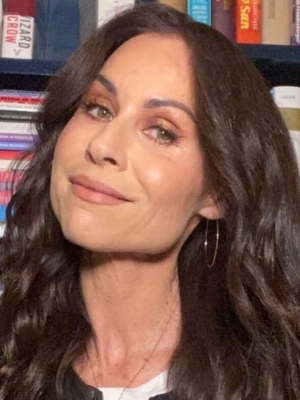 Minnie Driver Terrified When Cop Pulled Gun on Her as She's Leaving Movie Set Covered in Fake Blood