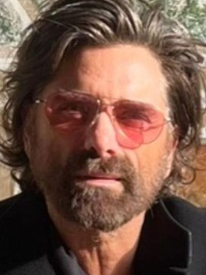 John Stamos Fumed at Mary-Kate and Ashley Olsen for Refusing to Do 'Fuller House'