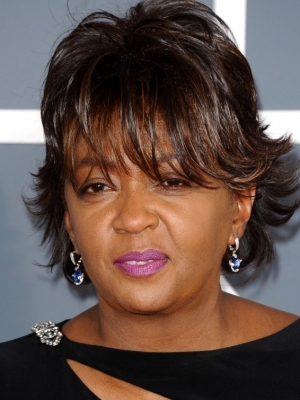 Anita Baker Speaks Out After Being Blamed for Babyface's Absence at Her Newark Show