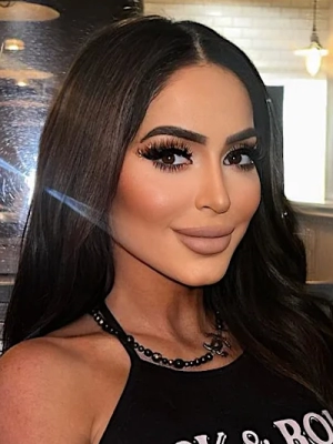 Angelina Pivarnick Defends Sliding Into NFL Star Nick Bawden's DM After His Wife's 'Weirdo' Diss