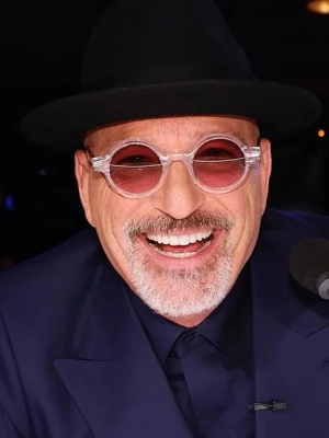 'AGT' Finale Recap: Howie Mandel Booed After Dissing Season 18 Finalist's Performance