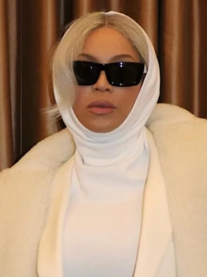 Beyonce Subtly Reacts to 'Trying to Be White' Accusations With New Photos