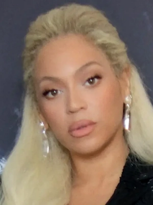 Beyonce and Taylor Swift Stun in Glittery Gowns at 'Renaissance' London Premiere