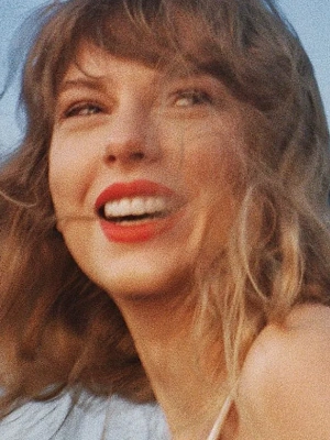 Taylor Swift's '1989 (Taylor's Version)' Reclaims No. 1 on Billboard 200