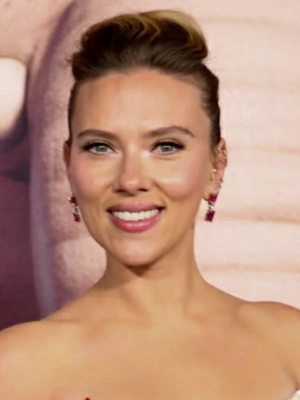 Scarlett Johansson's Directorial Debut 'Eleanor the Great' Announces Cast