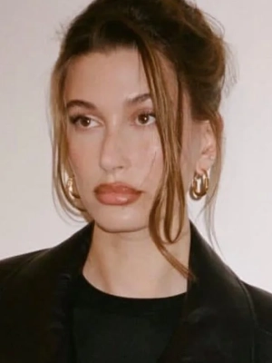 Hailey Bieber Considers Lawsuit After Claim She 'Liked' Shady Post About Selena Gomez