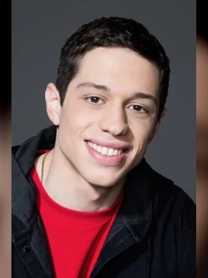 Pete Davidson and Elsie Hewitt Commit to Co-Parenting Daughter Scottie Rose