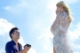 Model Devon Windsor Engaged to Beau Johnny Dex